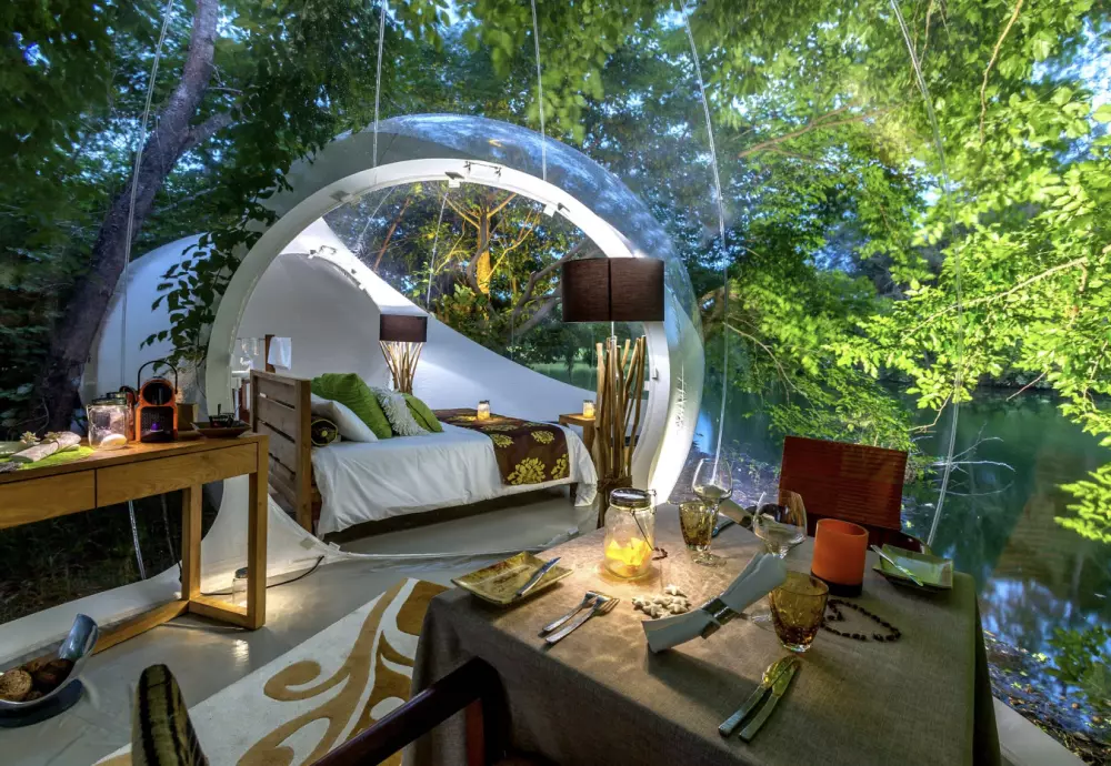 bubble tent stargazing